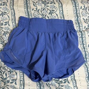Blue/indigo ish lululemon hotty hots size 0, high rise 2.5 inch